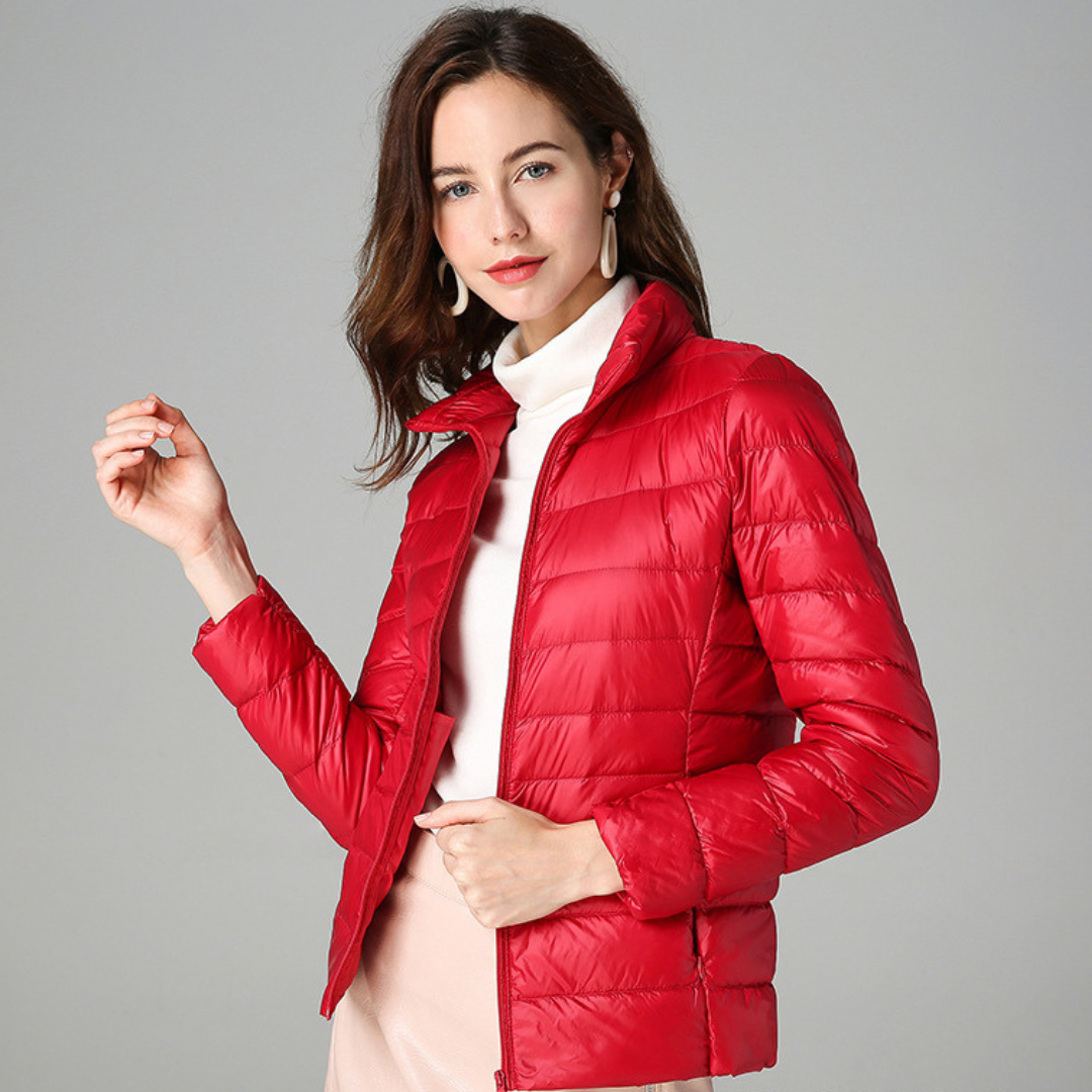 Myra™ | Chaqueta acolchada ultraligera con elegantes pliegues