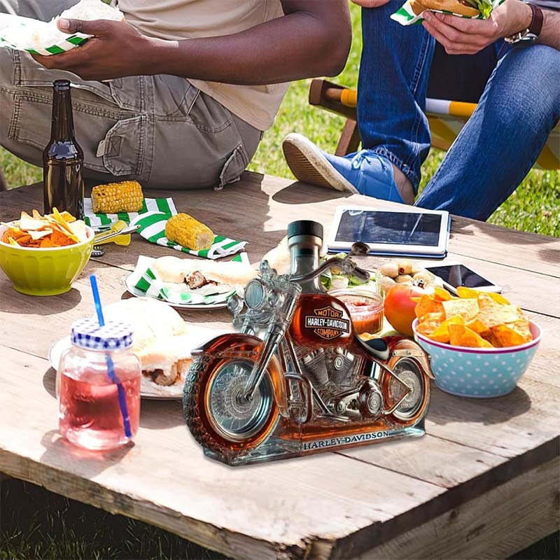 Creativa botella de vidrio con forma de motocicleta