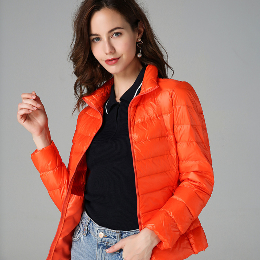 Myra™ | Chaqueta acolchada ultraligera con elegantes pliegues