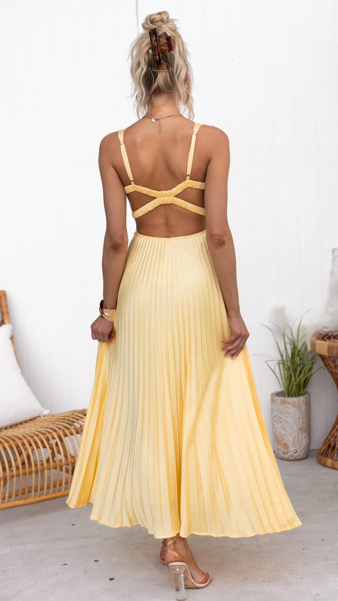 Aby - Yellow Pleated V-Neck Maxi Dress