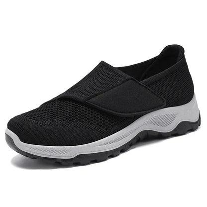Zapatillas deportivas Aeris de ajuste ancho con velcro