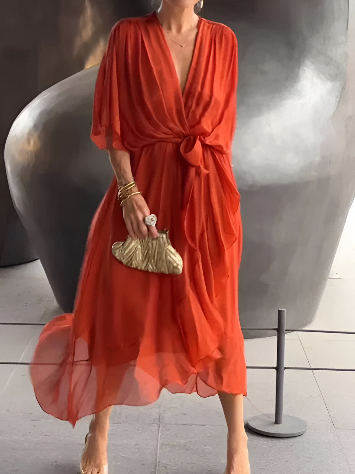 Monica - Vestido de gasa con cuello en V