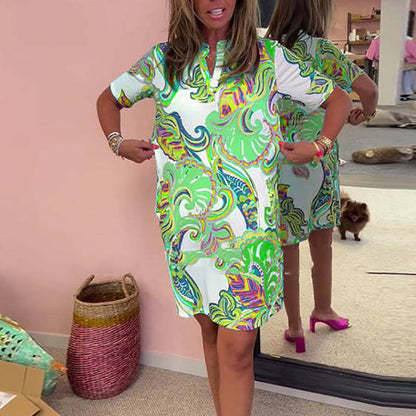 Vestido de mujer con estampado floral y escote en V