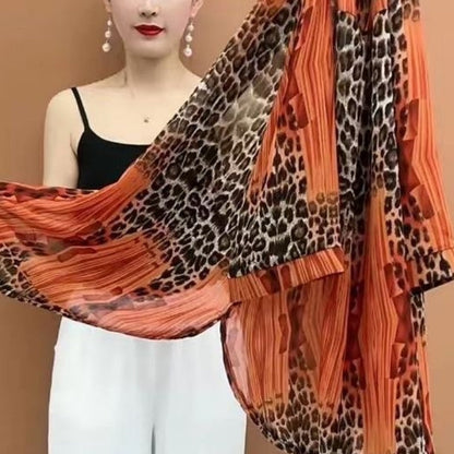 Camisa de longitud media para mujer de mediana edad