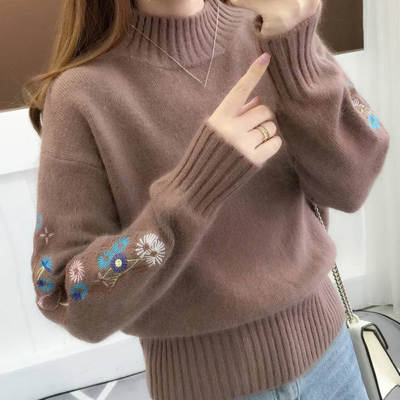Cashmere Knitted Chunky Sweater with Floral Embroidery