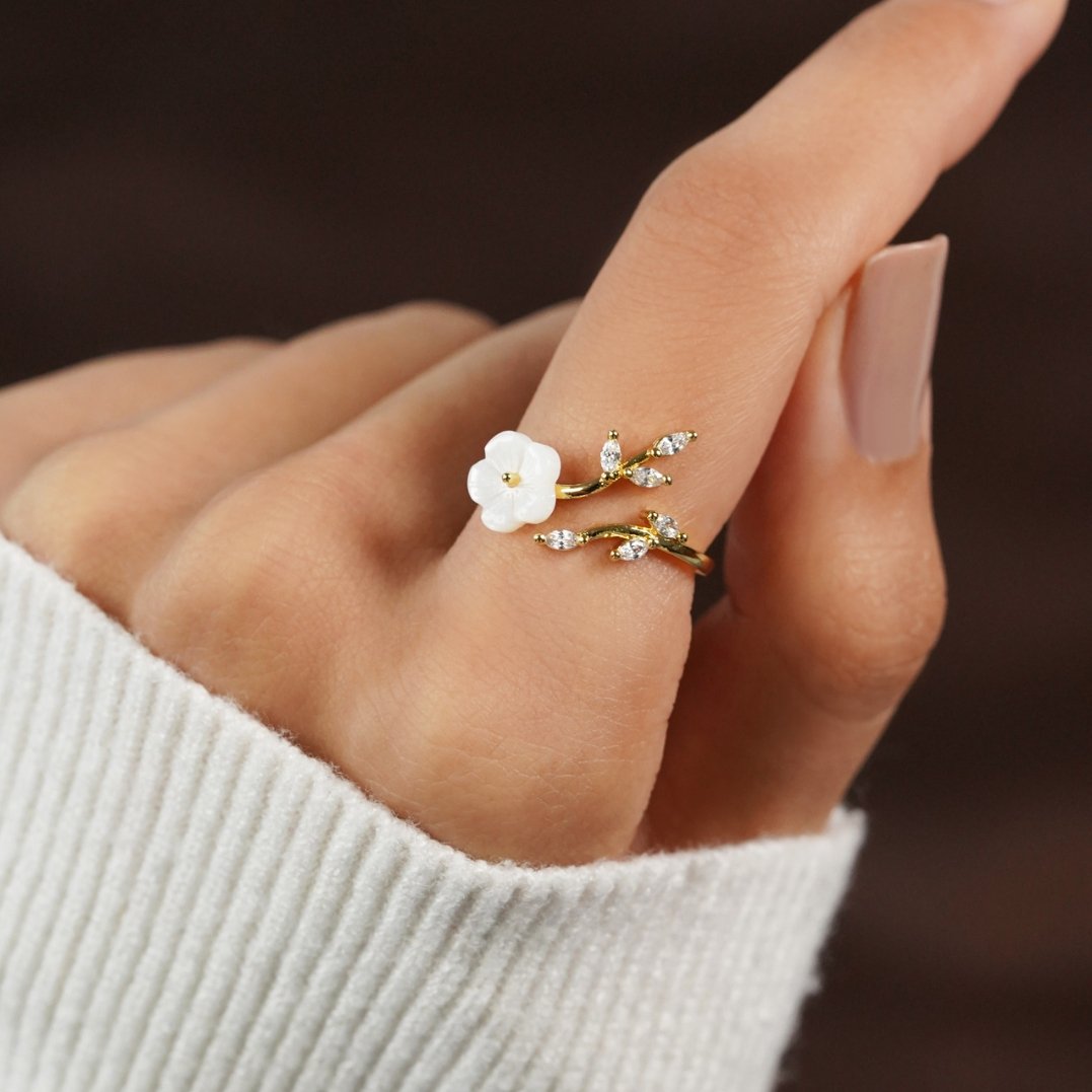 Ring with White Flowers